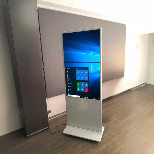 Totem tactile 55 pouces Windows au Maroc pour affichage interactif professionnel.